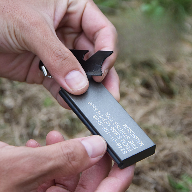 Waterproof Magnesium Flint & S - Magnesium Fire Starter review and price