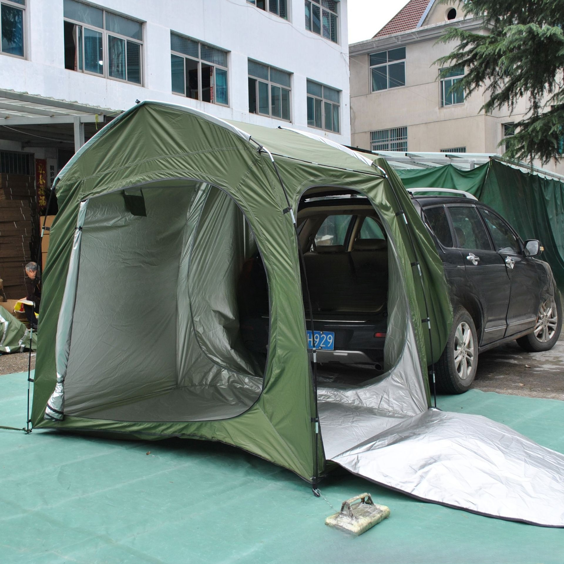 Easy to store full-model rear  - Emergency Mylar Tent review and price